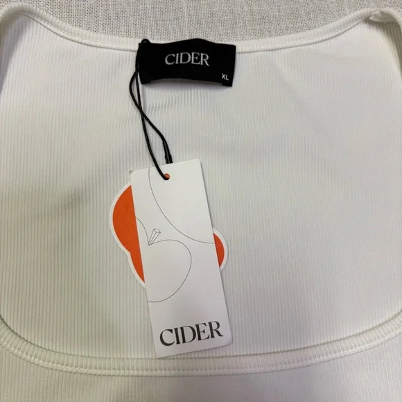 Cider Women’s XL White Thong Bodysuit NWT Ribbed Snap Crotch Summer Sexy - Picture 3 of 9